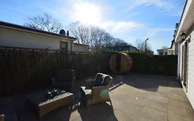 Modern Holiday Home in Kaatsheuvel with Sauna